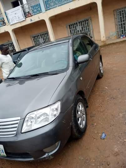 A picture of Very clean and sharp Toyota Corolla bank type
