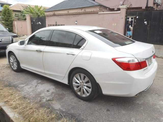 A picture of 2014 Honda Accord Accident free 14m