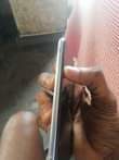 A picture of Iphone x 128gb