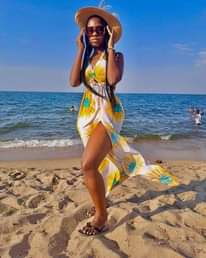 A picture of Elly z beach