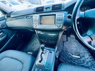 A picture of TOYOTA BREVIS premium edition