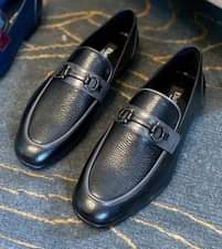 A picture of Classic men s gentle shoes