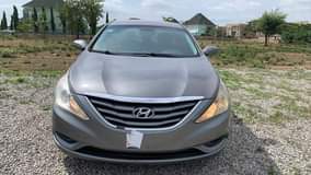 A picture of CLEAN DIRECT BELGIUM HYUNDAI SONATA 2013 MODEL I have 2