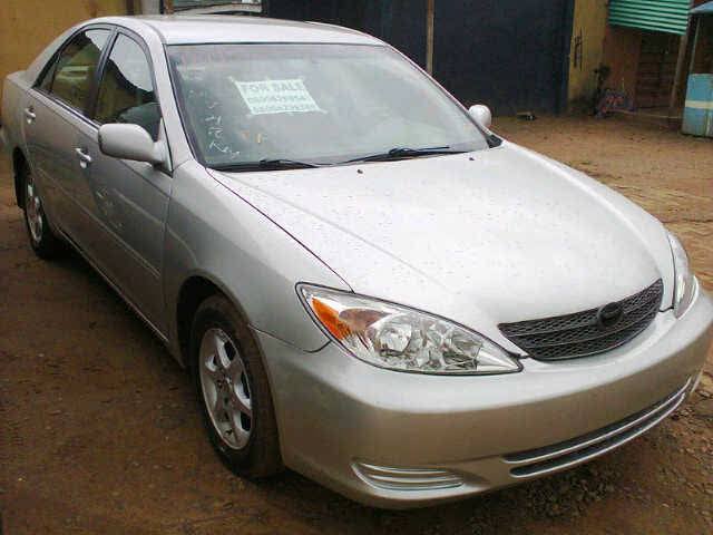 A picture of 2005 Toyota Camry 07036919566