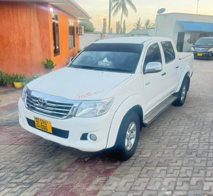 A picture of TOYOTA HILLUX