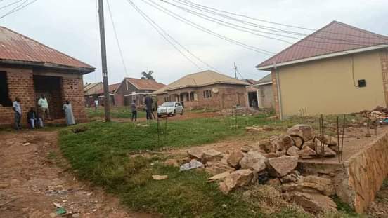 A picture of 17m plot 20by40ft at kibiri jst 300meters from busabala road