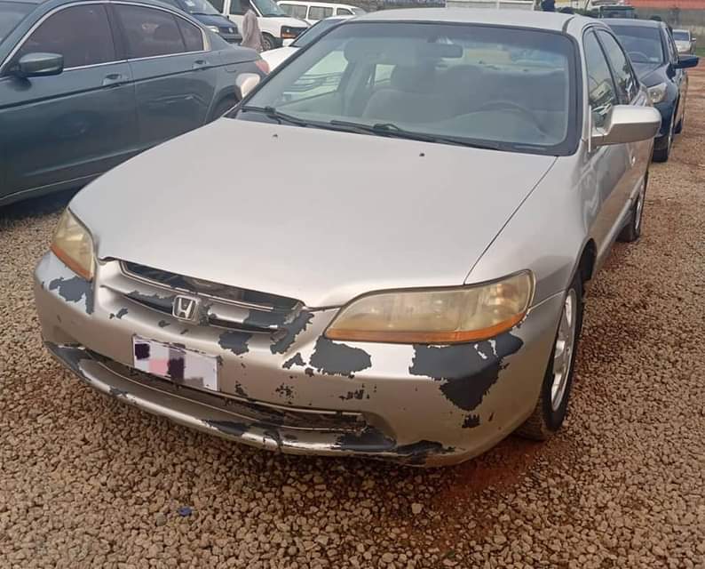 A picture of Honda accord 2000 model AC chilling