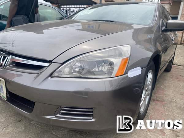 A picture of KB AUTOs Honda Dc discussion continues Year 2007 model direct