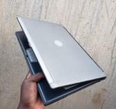 A picture of Dell laptop