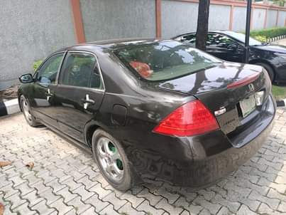 A picture of Honda Accord DC 07