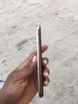 A picture of Iphone Xs
