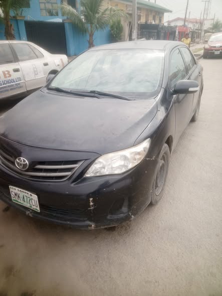 A picture of Toyota Corolla 2012 manual