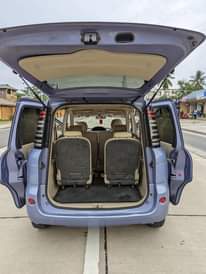 A picture of Toyota Sienta