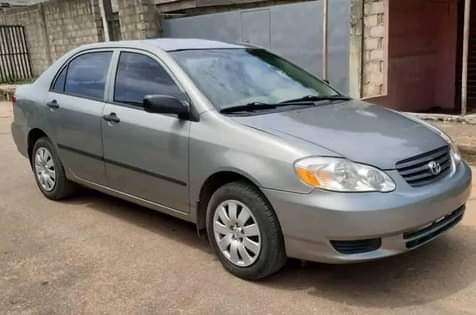 A picture of Very clean Toyota Corolla 03 for sale at an affordable