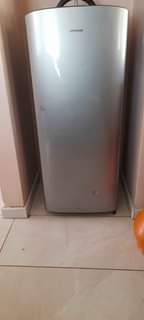 classifieds/fridges