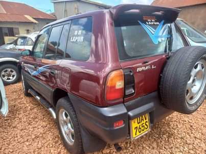 A picture of RAV4 LONG AT 16 MILLION CONTACT ME ON 0785807853