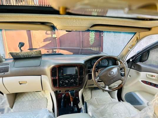 A picture of Land Cruiser Vx v8 DHJ Engine 2uz Automatic Price 34.5mil