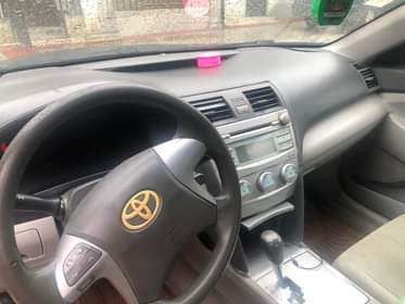 A picture of Toyota Camry 2010 v6 Silent engine Smooth gear Chilling AC