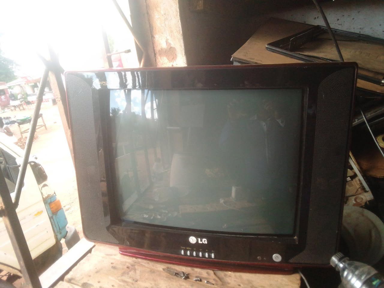 tvs