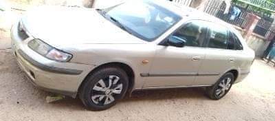 A picture of 2000 Mazda 626 Grade 1