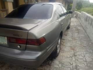A picture of Toyota Camry pencil