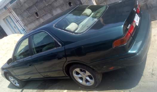 A picture of Toyota Camry Tiny light Clean used Super V4 untouched noiseless