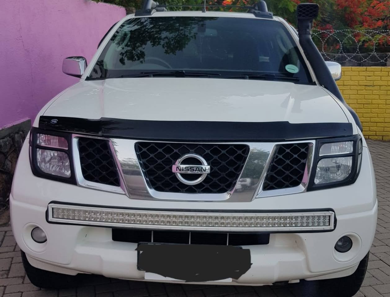 used nissan navara