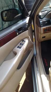 A picture of Lexus Es300 Tokunbo grade Partially first body Untampered engine and