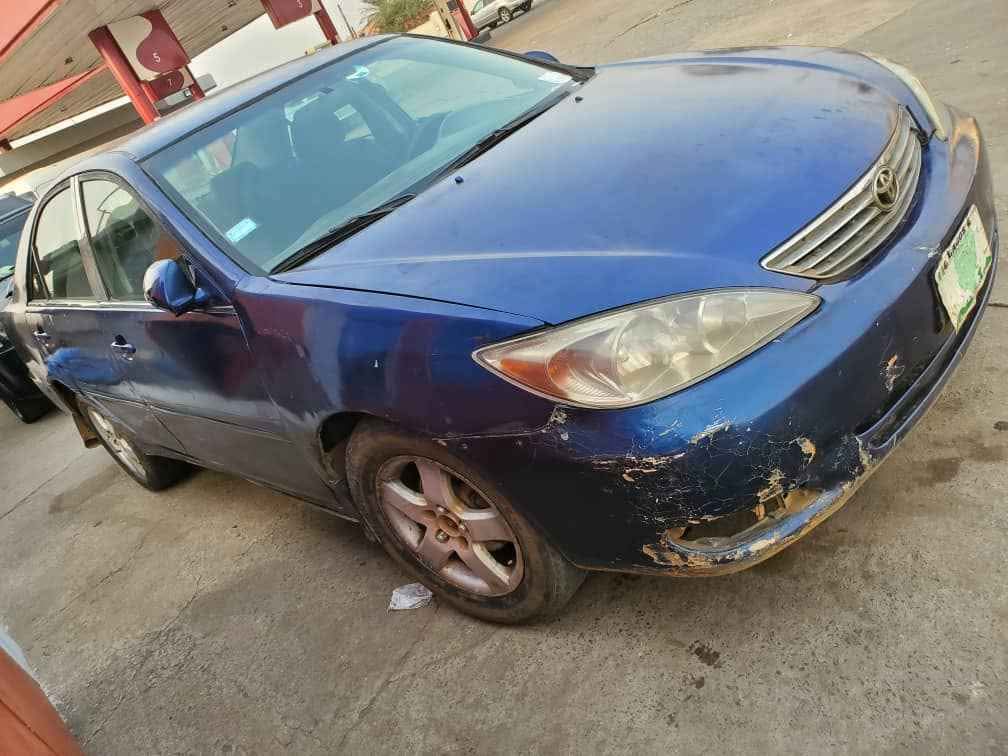 A picture of Camry 2004 4plugs
