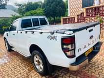 A picture of FORD RANGE 2015