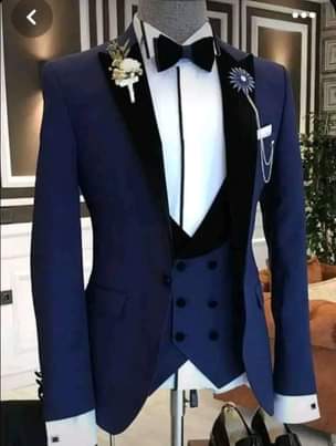 A picture of Kaftan and suits for both men and women