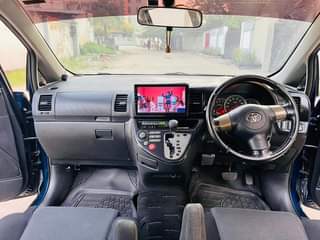 A picture of Toyota wish