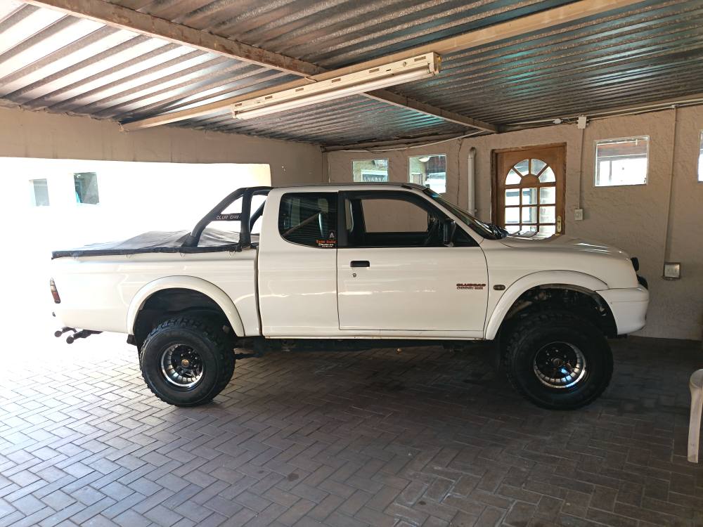 mitsubishi