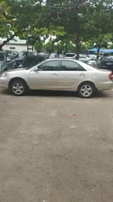 A picture of Toyota Camry LE 2004