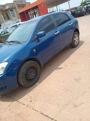 A picture of Toyota Corolla manual gear hatch back registered 09066107030 