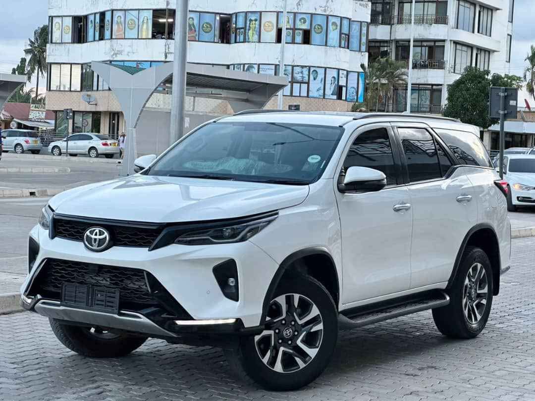 A picture of FORTUNER