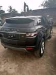 A picture of AWOOF Good deal Range Rover Evock 2013 Model RAV4 engine