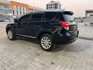 A picture of TOYOTA VANGUARD