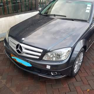 mercedes benz big badge