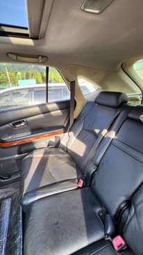 A picture of 2006 Toyota Kawundo Harrier 2 4