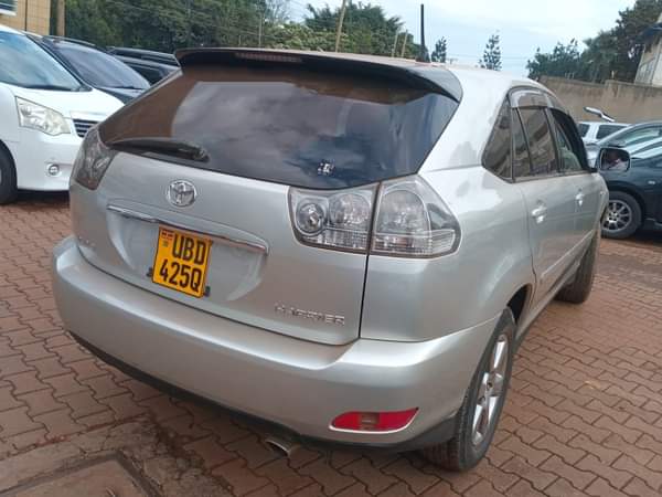 A picture of WE BUY AND SELL CARS 0756528174 0784083086
