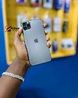 A picture of IPhone 11 pro ma