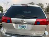 A picture of Distress sale of 2005 Sienna in very perfect condition in