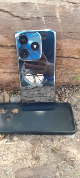 A picture of habari nauza simu tekeno spakteni