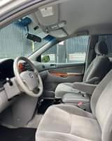 A picture of Toyota sienna