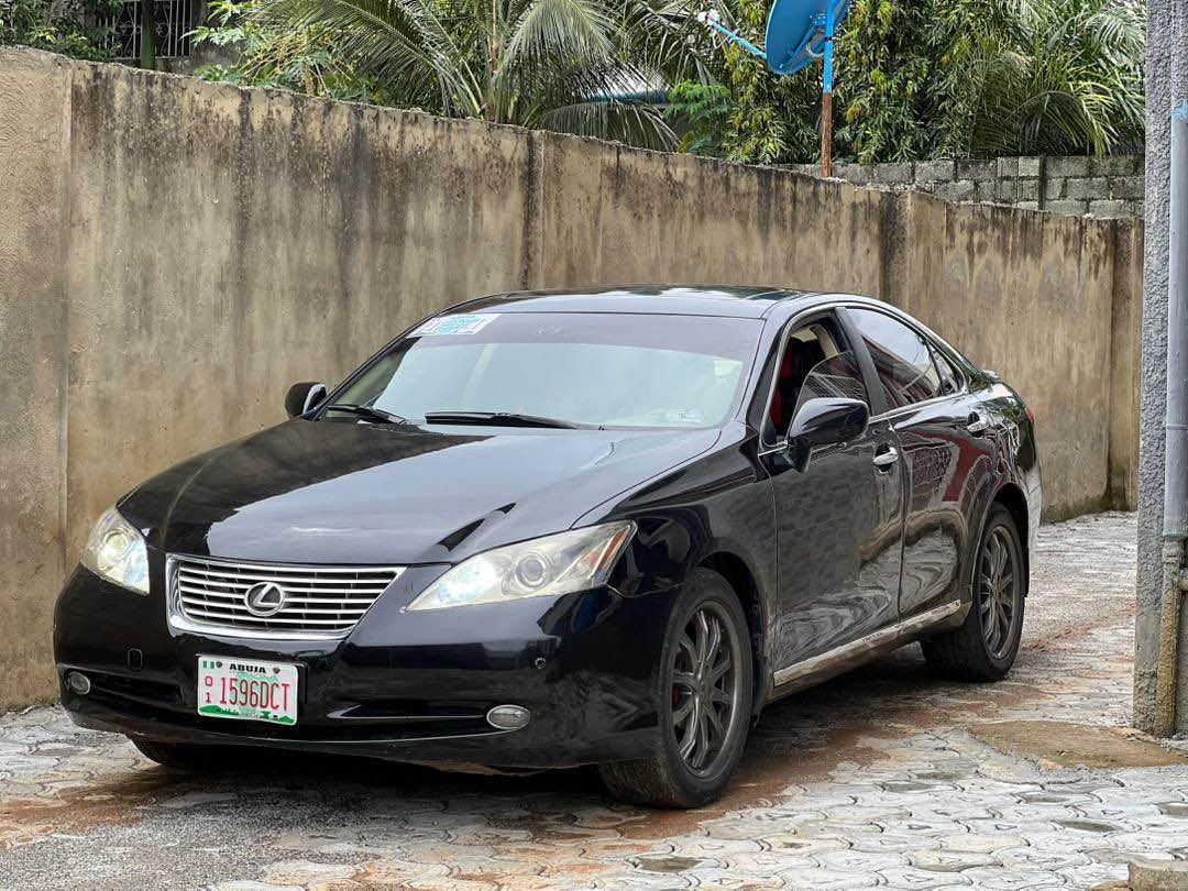 A picture of 2009 ES350