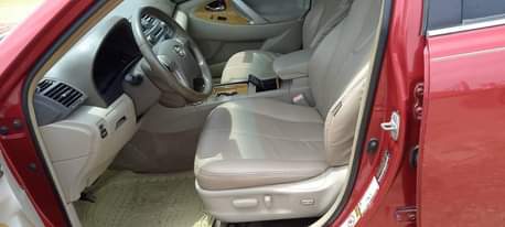 A picture of Toyota Camry XLE Registrar 2008 model full upst 