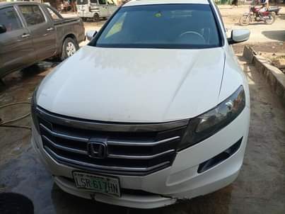A picture of Honda crosstour