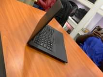 A picture of DELL LATITUDE 7490