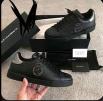 A picture of SHOES